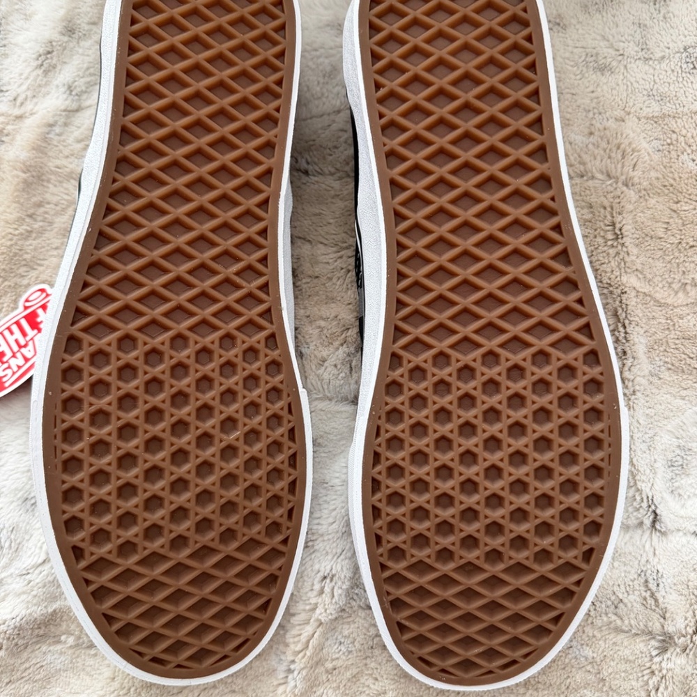 Classic Slip-on Gray Checkered Vans NWT Size 11 Men’s - Picture 5 of 7